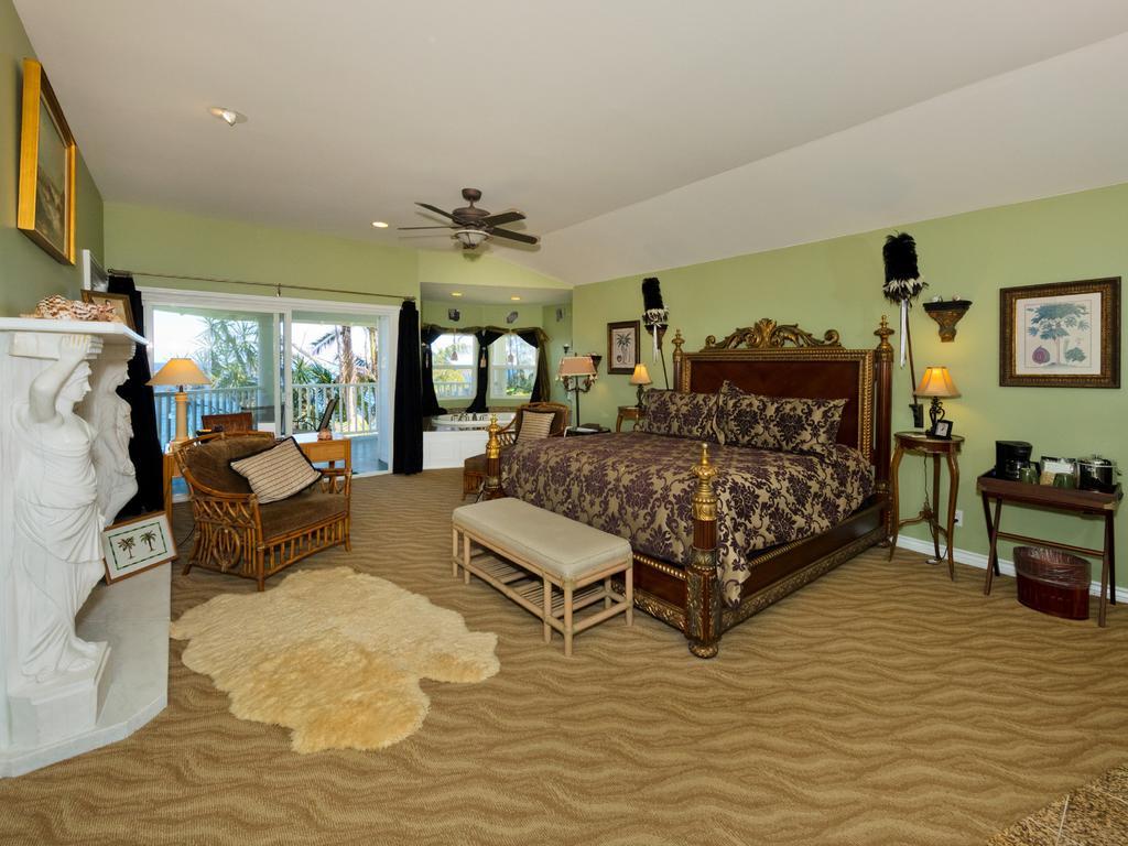 The Palms Cliff House Inn Honomu Exteriör bild